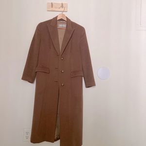 Max Mara brown camel wool coat - 70% virgin wool and 30% alpaca